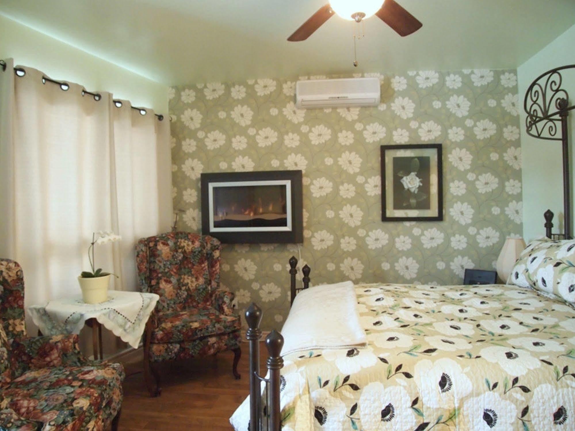 Our Valley View Bed & Breakfast Hampton Exteriör bild